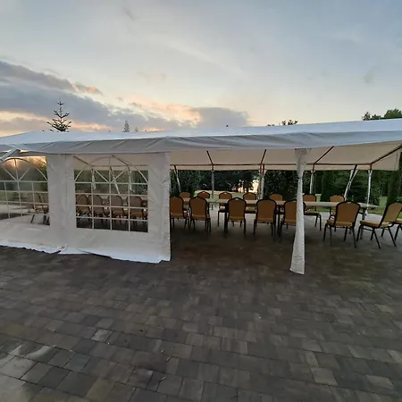 Przystan - Nad Jeziorem - Warmia I Mazury * Jeziorany